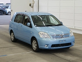 TOYOTA RAUM
