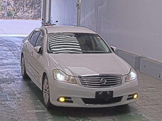 NISSAN FUGA