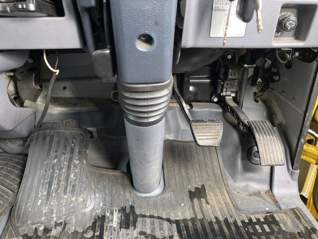 MITSUBISHI CANTER 2012