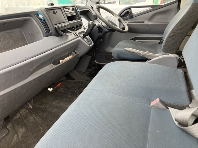 MITSUBISHI CANTER 2012