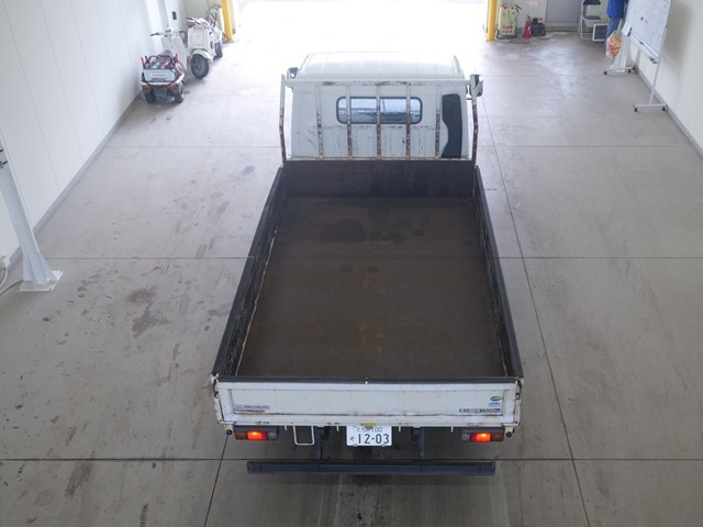 MITSUBISHI CANTER 2012