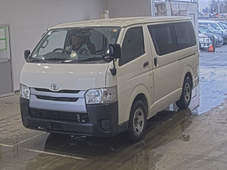 TOYOTA REGIUS ACE VAN