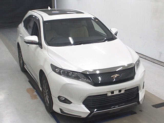 TOYOTA HARRIER