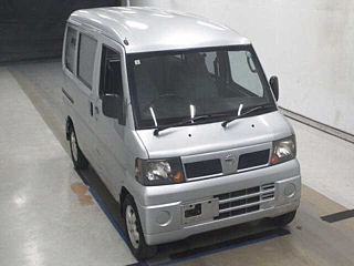 NISSAN CLIPPER VAN