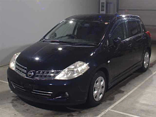 NISSAN TIIDA