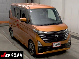 NISSAN ROOX