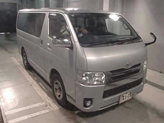 TOYOTA HIACE VAN