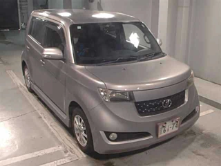 TOYOTA BB