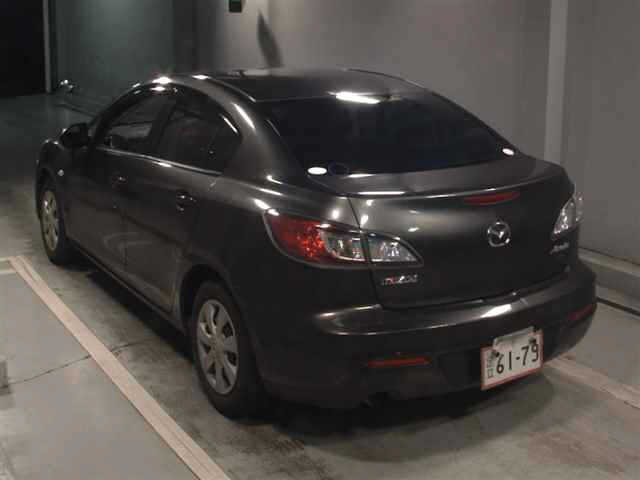 MAZDA AXELA 2010