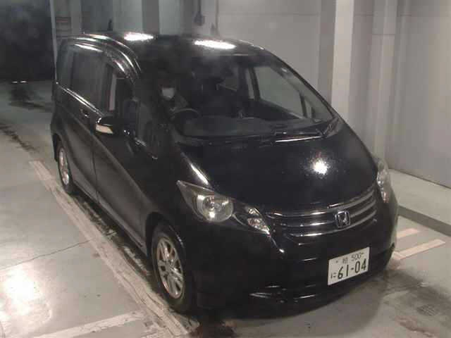 HONDA FREED 2011