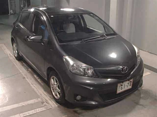 TOYOTA VITZ