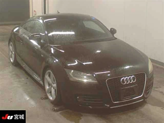 AUDI TT