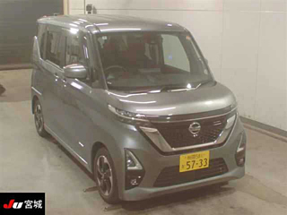 NISSAN ROOX