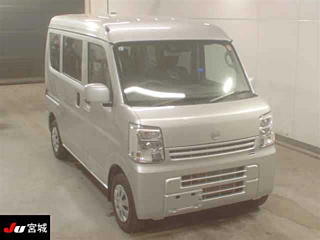 NISSAN CLIPPER VAN