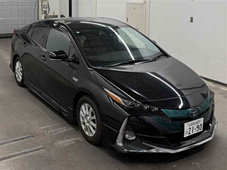 TOYOTA PRIUS PHV