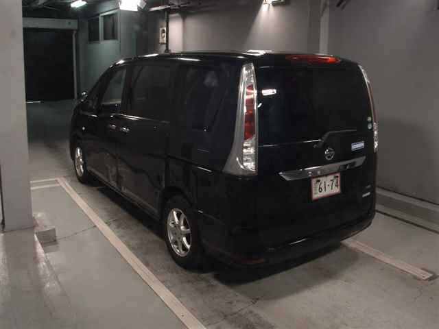 NISSAN SERENA 2011