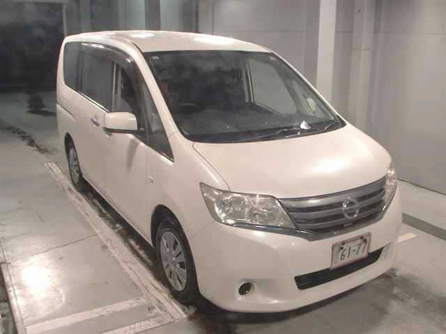 NISSAN SERENA 2011
