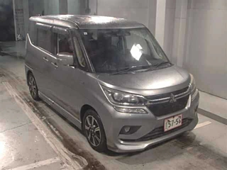 MITSUBISHI DELICA D2