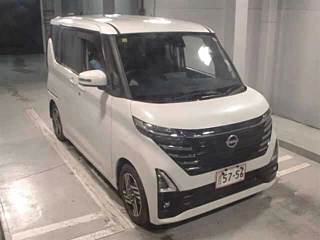 NISSAN ROOX