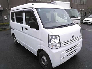 NISSAN CLIPPER VAN