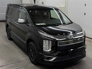 MITSUBISHI DELICA D5