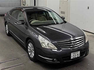 NISSAN TEANA
