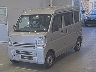 NISSAN CLIPPER VAN