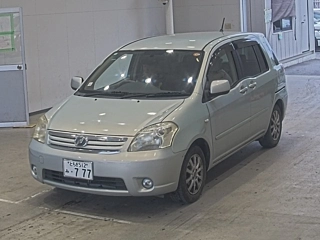 TOYOTA RAUM