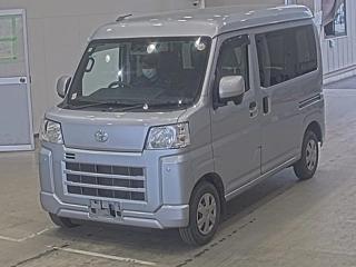 TOYOTA PIXIS VAN