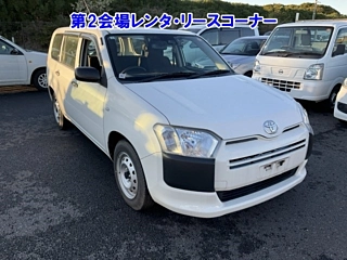 TOYOTA SUCCEED