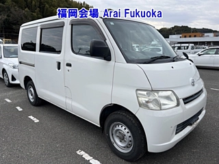 TOYOTA LITE ACE VAN