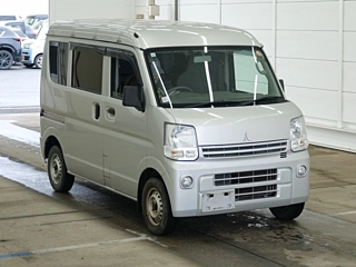 MITSUBISHI MINICAB VAN