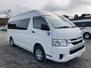 TOYOTA HIACE