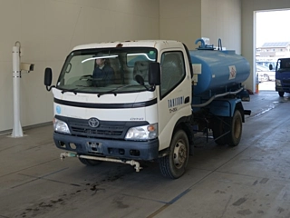 TOYOTA DYNA