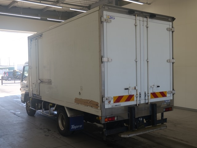 MITSUBISHI CANTER 2016