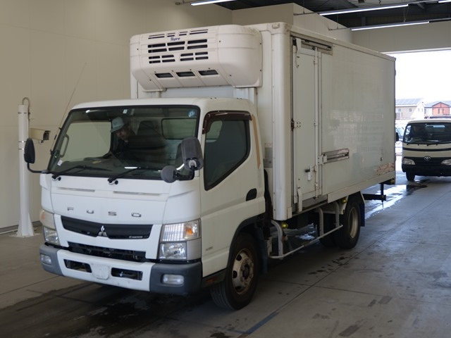 MITSUBISHI CANTER 2016