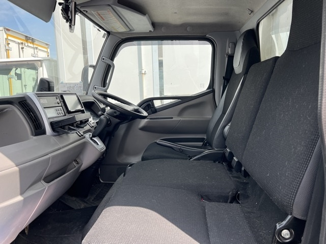 MITSUBISHI CANTER 2020