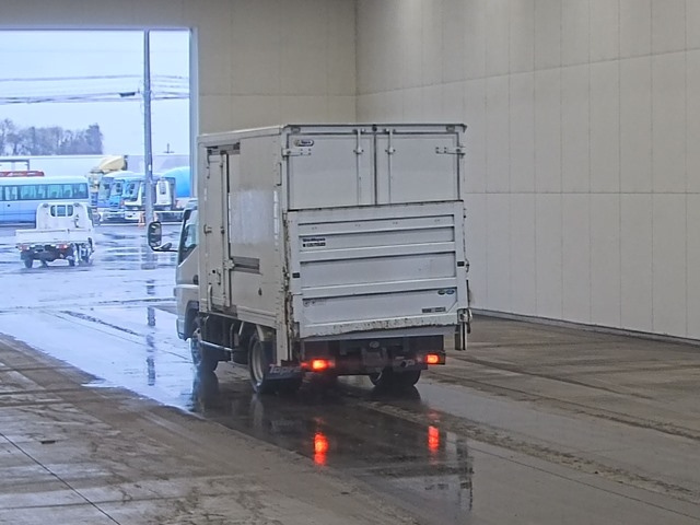 MITSUBISHI CANTER 2020