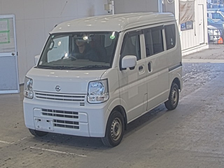 NISSAN CLIPPER VAN
