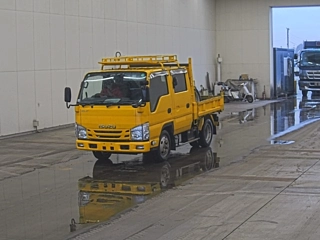 ISUZU ELF 2017