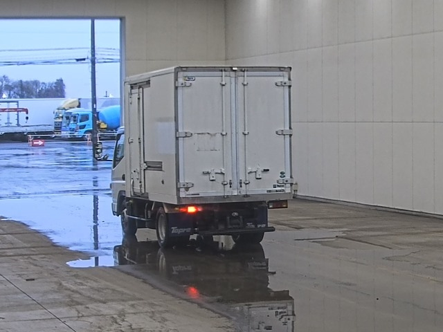 MITSUBISHI CANTER 2020