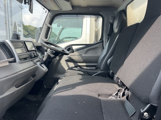 MITSUBISHI CANTER 2020