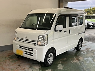 NISSAN CLIPPER VAN