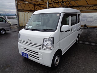NISSAN CLIPPER VAN