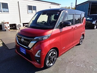 NISSAN ROOX