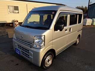 NISSAN CLIPPER VAN