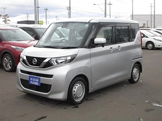 NISSAN ROOX