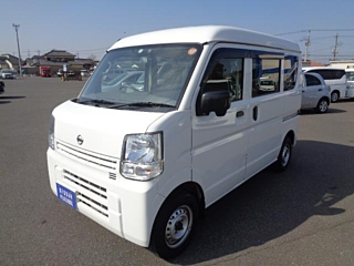 NISSAN CLIPPER VAN