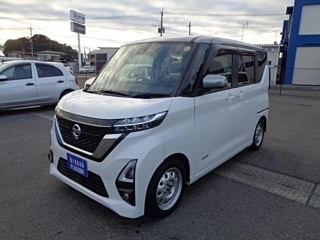 NISSAN ROOX
