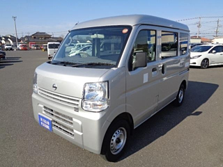 NISSAN CLIPPER VAN